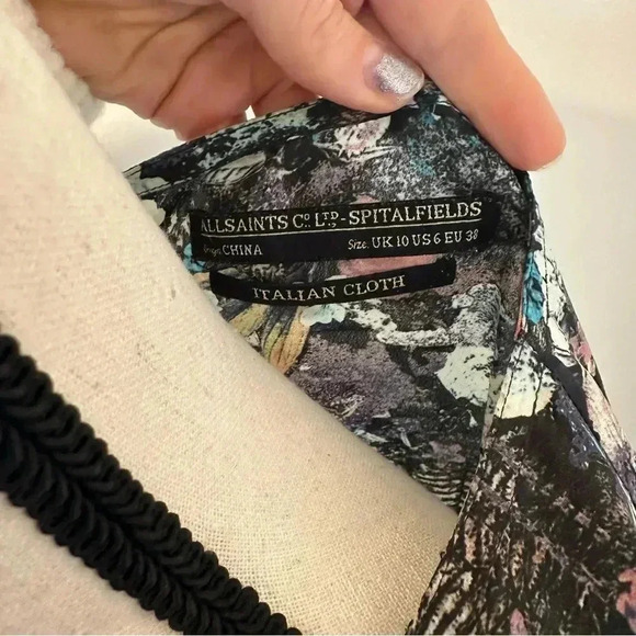 All Saints Bonanza Italian Silk Blouse Size 6 / Small EUC Beautiful Print 😍 - Picture 8 of 9